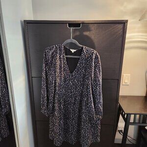 Ditsy floral dress by Reitmans